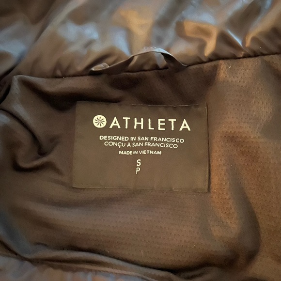 Athleta Rock Ridge Primaloft Vest - Picture 11 of 15